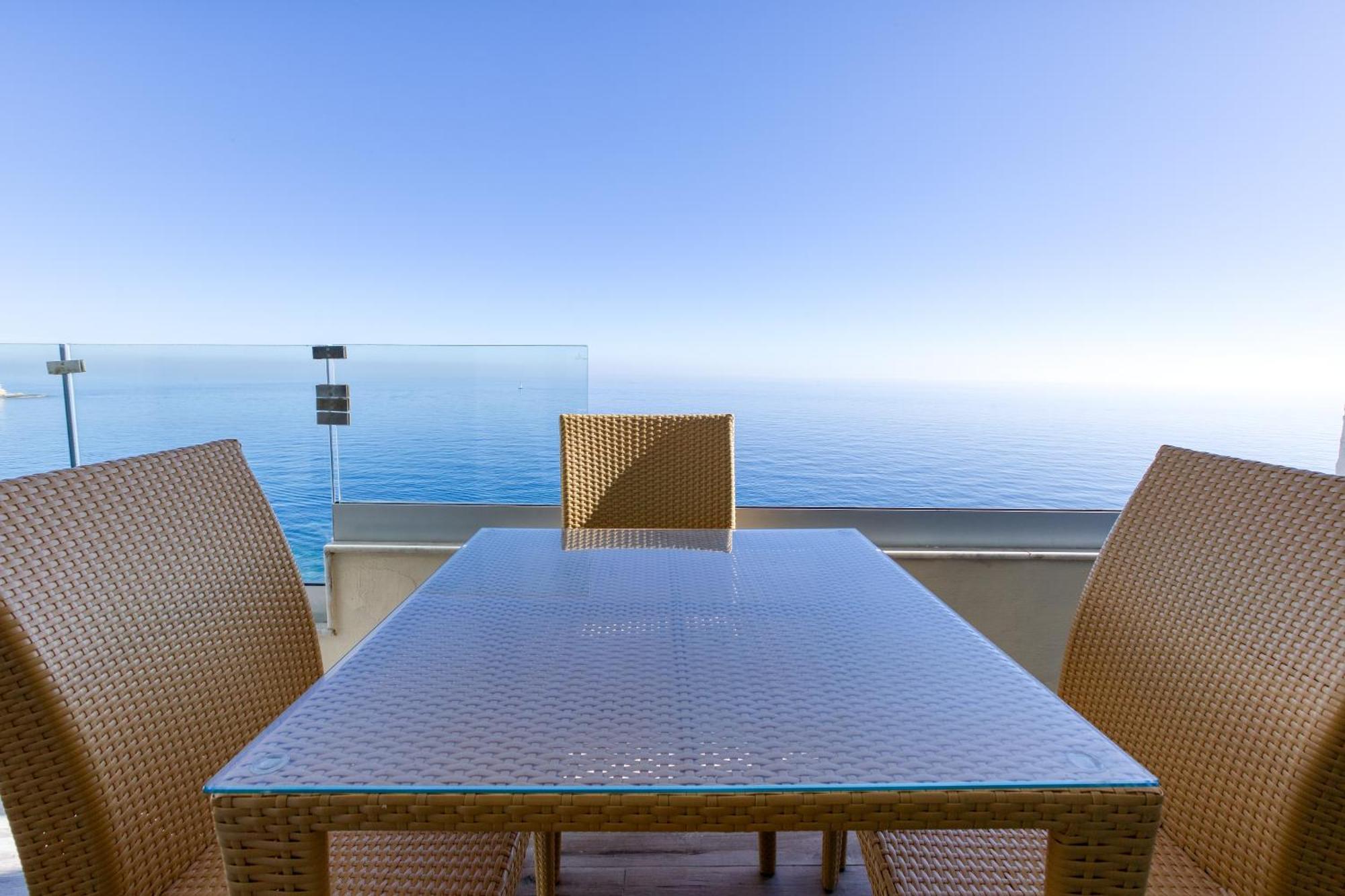 Seafront Sliema Apartment With Balcony & Sea Views By Jl Dış mekan fotoğraf