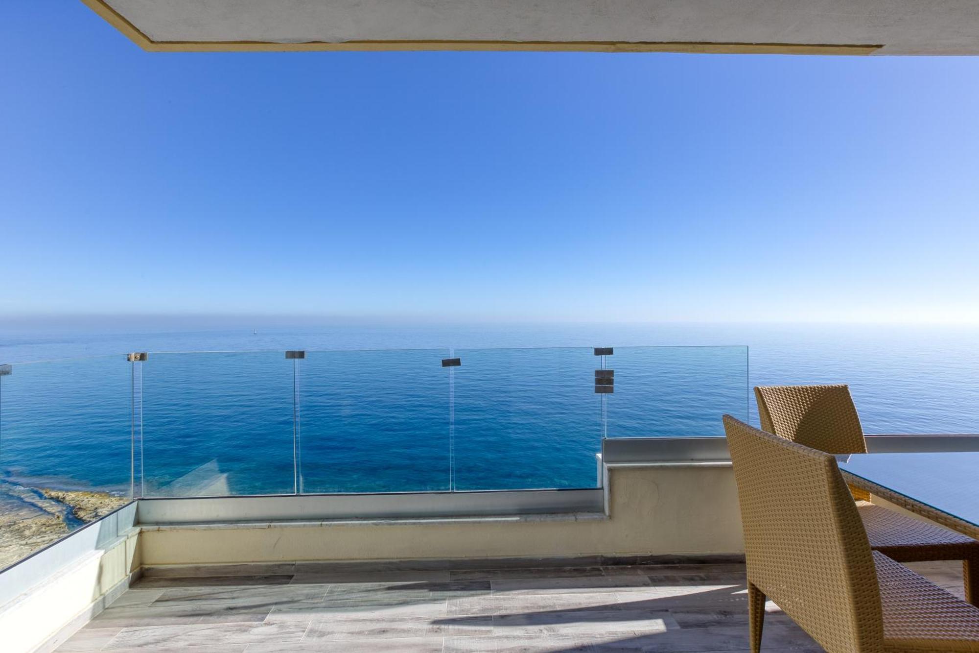 Seafront Sliema Apartment With Balcony & Sea Views By Jl Dış mekan fotoğraf