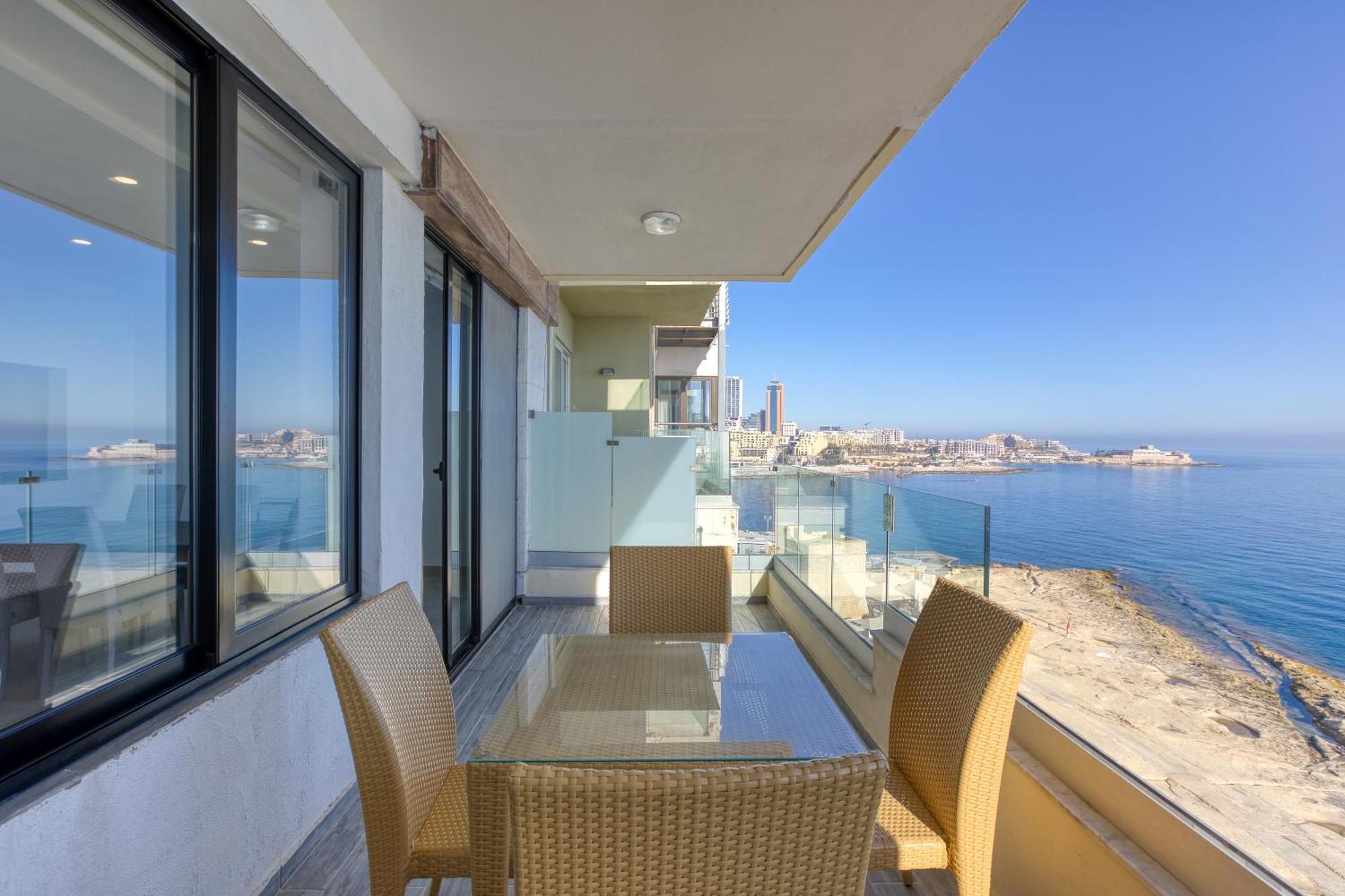 Seafront Sliema Apartment With Balcony & Sea Views By Jl Dış mekan fotoğraf